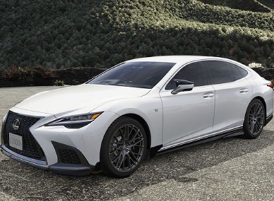 Новый Lexus LS теперь поступает в автосалоны